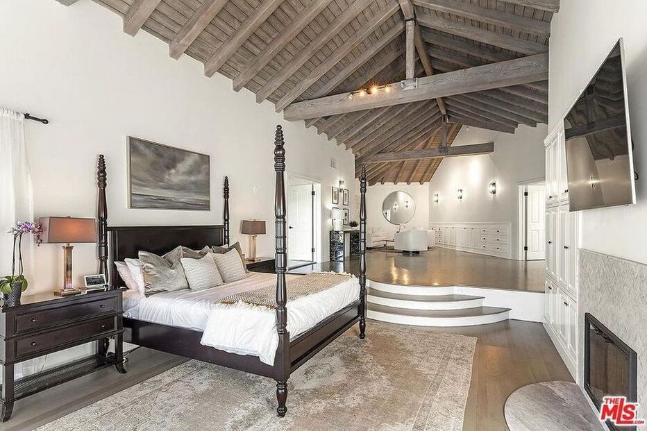 A mansão de Selena Gomez em Los Angeles