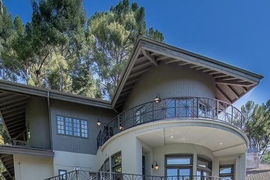 A mansão de Selena Gomez em Los Angeles