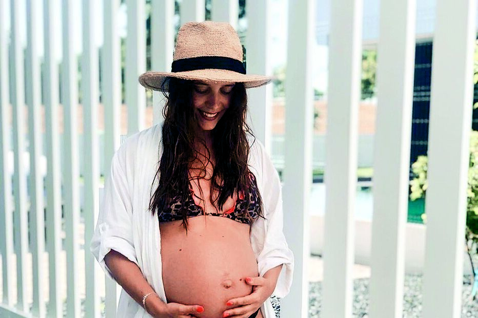 Mulher de Bruno Fernandes radiante na reta final da gravidez