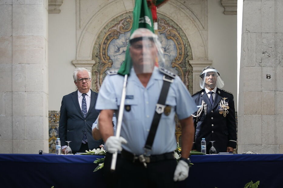Eduardo Cabrita e Magina da Silva na cerimónia dos 153 anos