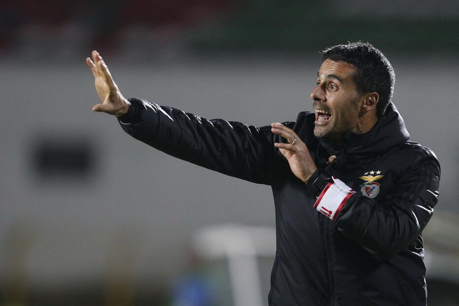 Nélson Veríssimo é o técnico interino do Benfica
