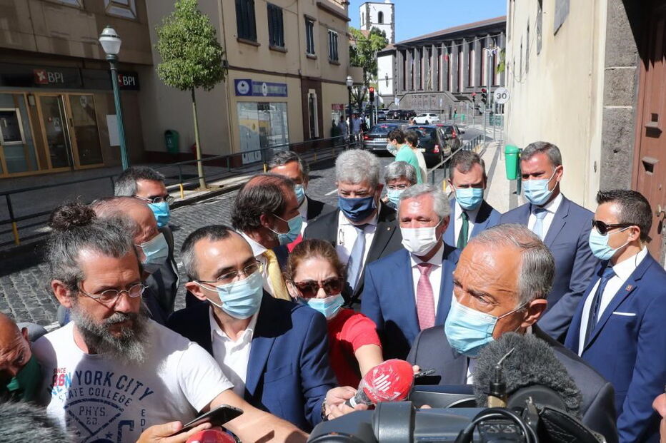 Mercalo faz 'visita-relâmpago' à Madeira para elogiar esforços no combate ao coronavírus