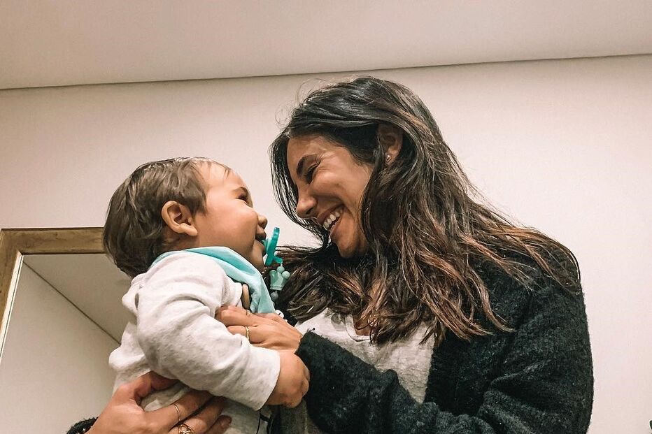 Mia Rose e o filho Mateus