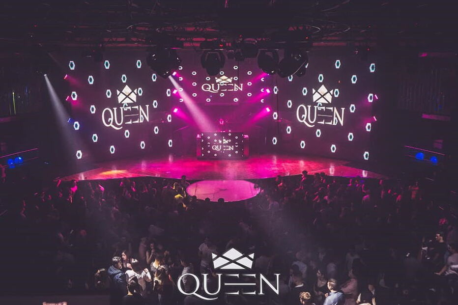 Discoteca Queen, em Sanguiñeda