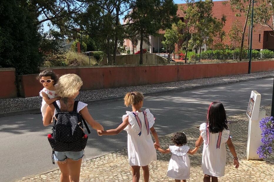 Luciana Abreu com as filhas