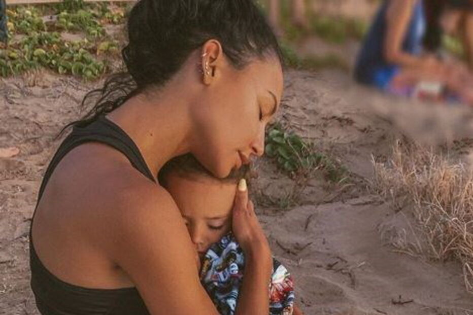 Naya Rivera com o filho 