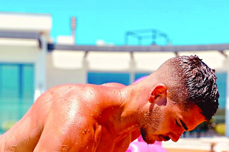 2020-07-12_01_15_29 Imagem André Silva  e namorada  35415324.jpg