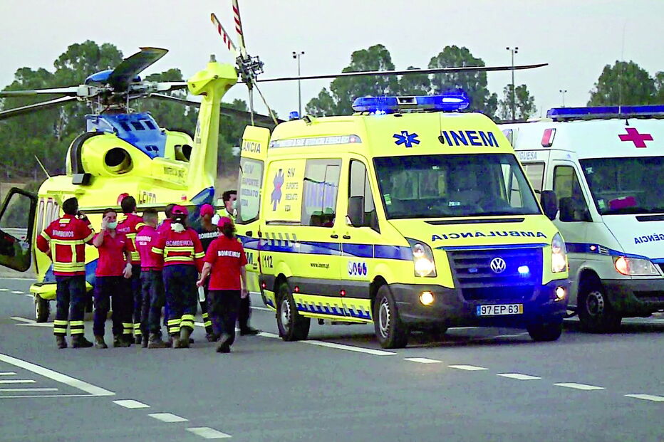 Helicóptero do INEM transportou os dois feridos mais graves, no fogo de Castro Verde, para Lisboa 