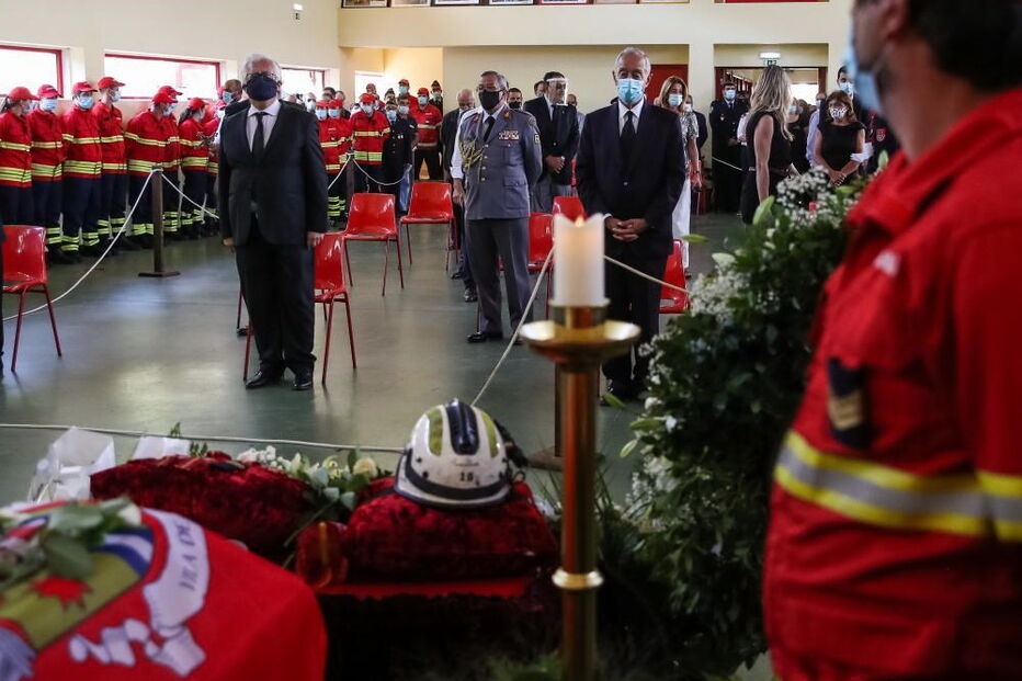Centenas de pessoas no funeral do bombeiro de Miranda do Corvo