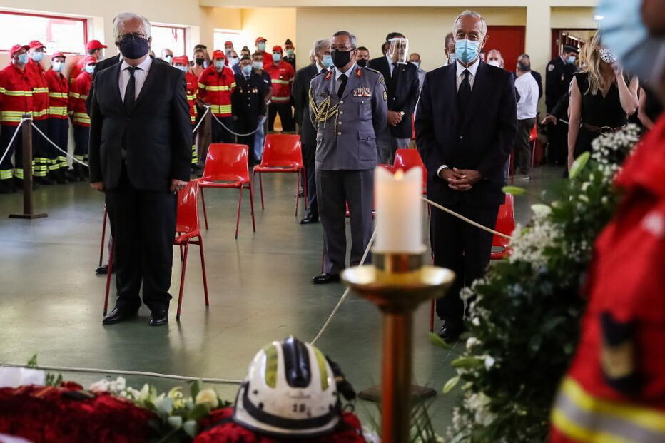 Centenas de pessoas no funeral do bombeiro de Miranda do Corvo
