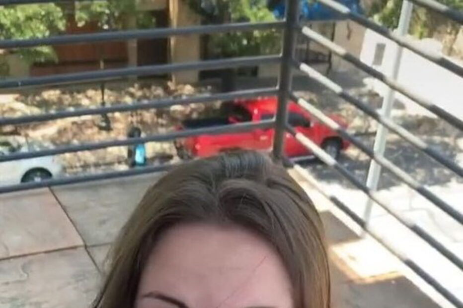 Jenna faz fortuna a fingir que é um cão