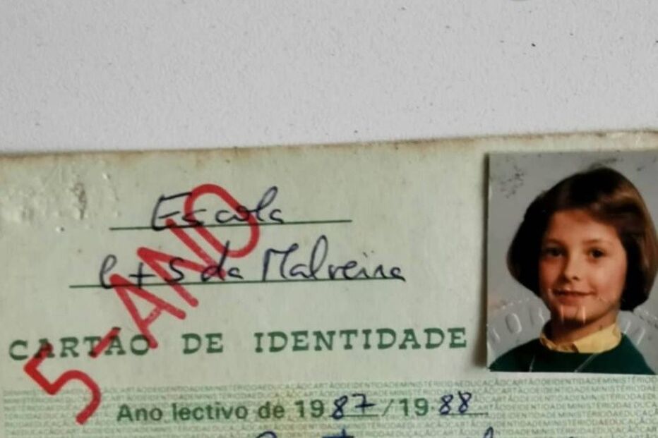 Cristina Ferreira mostra cartão de quando frequentava o 5º ano de escolaridade
