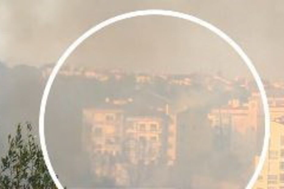 Prédios em chamas em Alcabideche