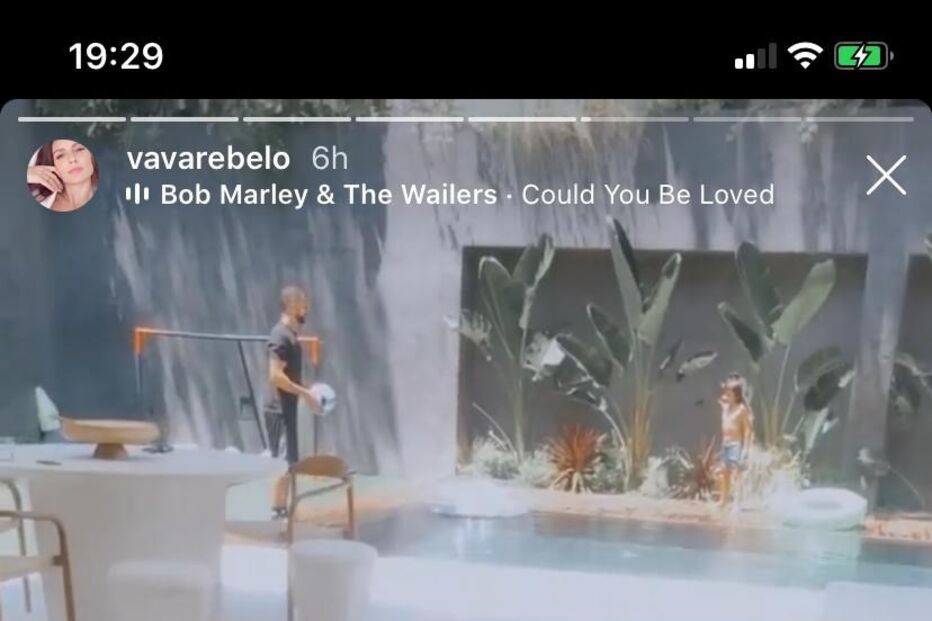 Mulher de Simão Sabrosa desfruta de luxos