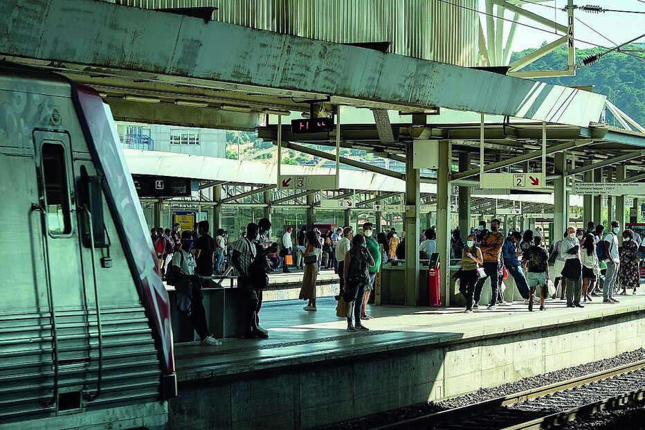 Ministro das Infraestruturas lembra que Lisboa é das poucas capitais europeias com restrições nos transportes