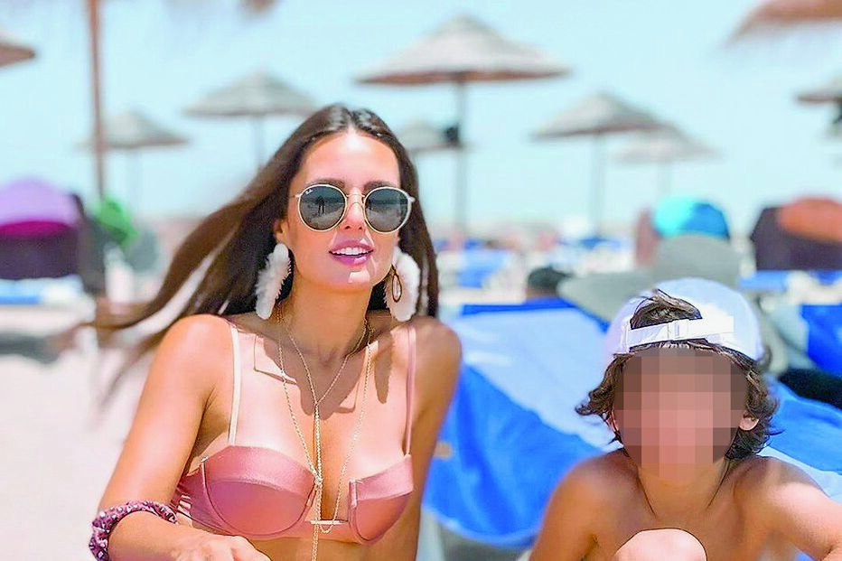 Vanessa com o filho Rodrigo, da anterior relação com Bruno Aguiar 