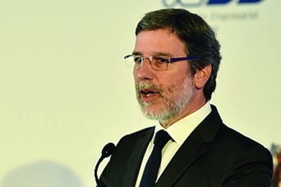 Luís Correia
