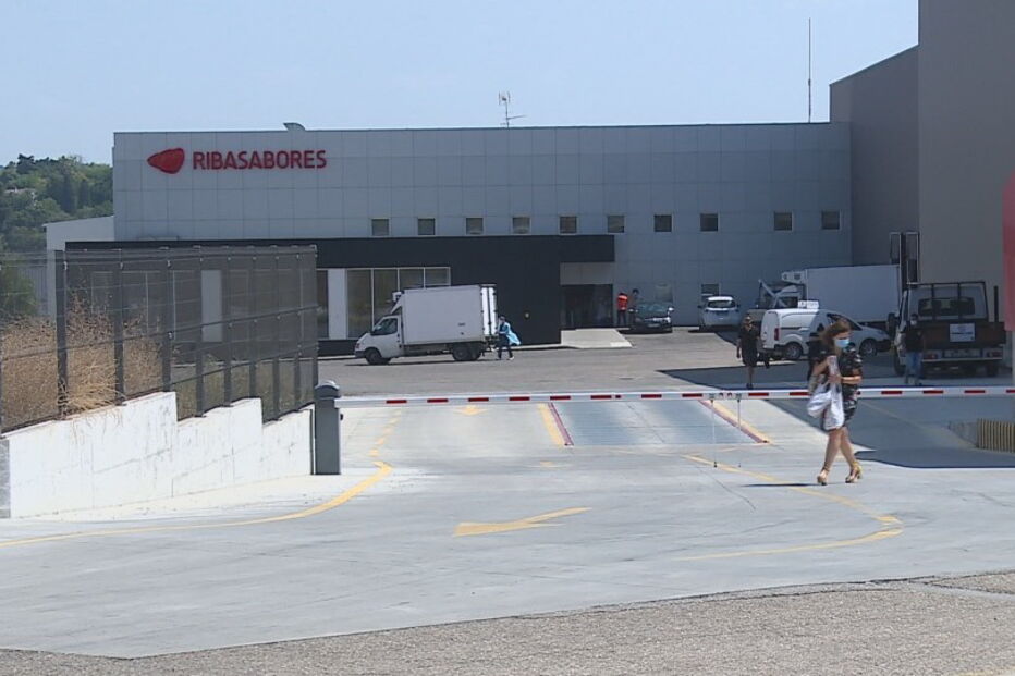 Empresa de transformação de carnes em Tomar tem 40 casos positivos de coronavírus