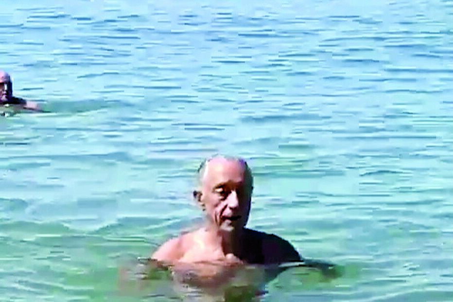 Marcelo vai a banhos em Quarteira antes de visita a lar