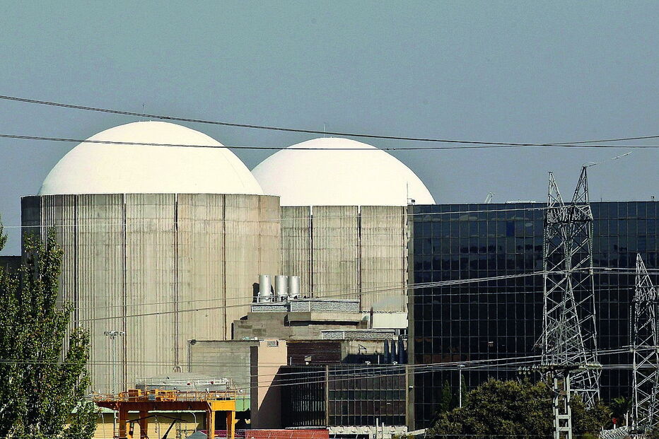 Central nuclear de Almaraz, em Cáceres, foi inaugurada em 1973 