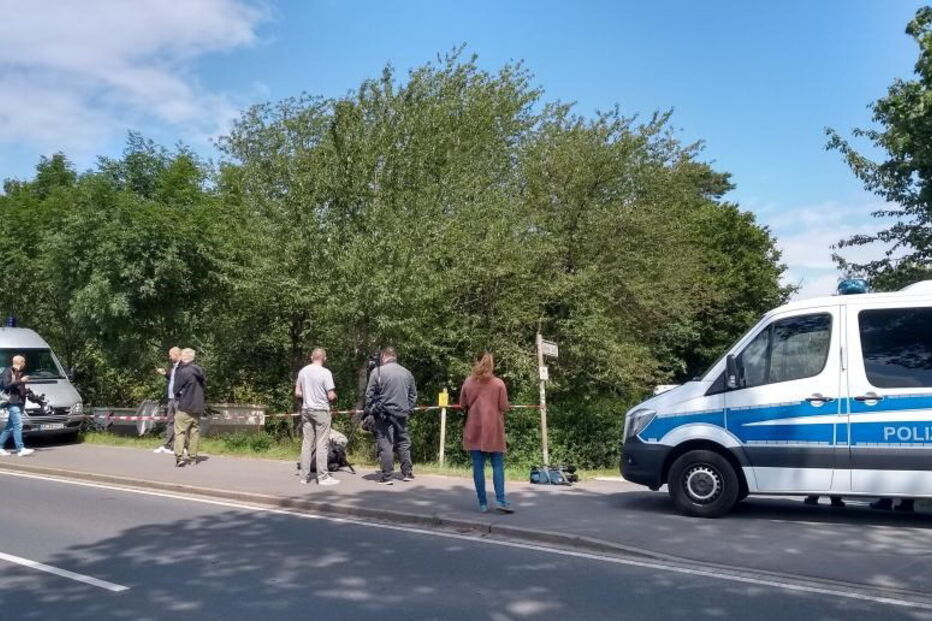 Polícia alemã faz escavações e usa cães-pisteiros a poucos quilómetros da casa do suspeito de rapto de Maddie McCann	