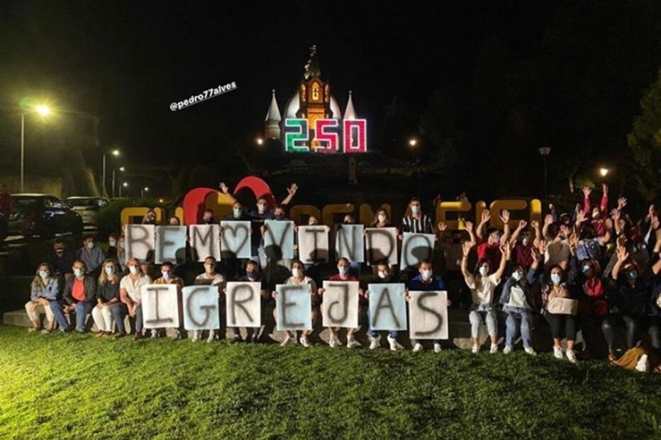 Pedro Alves do 'Big Brother' recebido em Penafiel pelos amigos