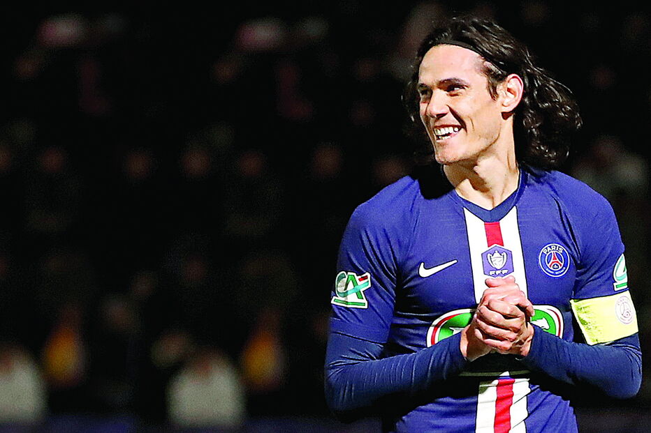 Cavani tem 33 anos, feitos em fevereiro, e é um jogador livre depois de ter terminado o contrato com os franceses do PSG, onde esteve durante sete temporadas 