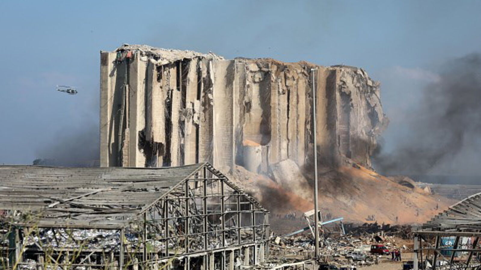 Cidade de Beirute destruída após explosões