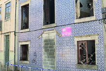 Casa foi destruída pelo fogo 