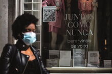 Vendas nas lojas de rua e centros comerciais continuam a cair apesar de o desconfinamento prosseguir