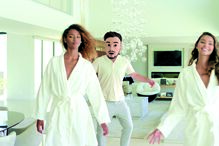 David Carreira mostra mansão milionária de pai em videoclipe