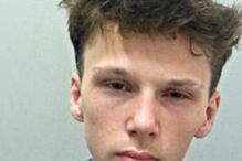 Adolescente de 17 anos matou professora e escondeu corpo em caixote do lixo