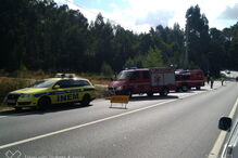Bombeiros e equipa médica tentaram manobras de reanimação, mas já nada foi possível fazer para salvar a vítima