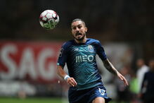 Alex Telles é o jogador mais valioso do plantel portista e um dos que está em final de contrato 