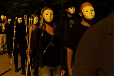 SOS Racismo denuncia "parada Ku Klux Klan" em frente à sua sede e apresenta queixa no MP