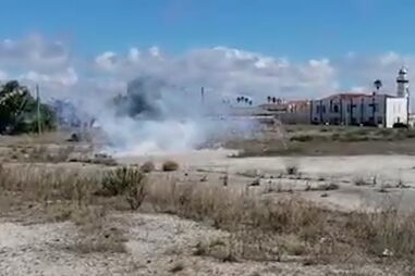 Marinha Portuguesa detona dois engenhos explosivos encontrados na praia do Furadouro em Ovar