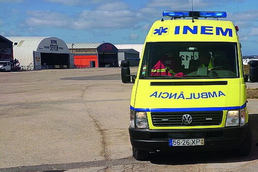 INEM no Aeródromo Municipal de Portimão
