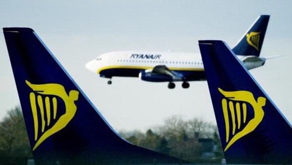 Hungria multa Ryanair em 764 mil euros por enganar consumidores