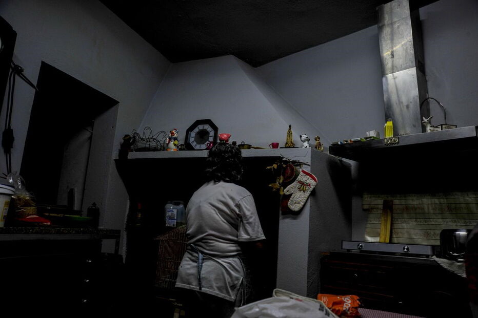 Gracinda diz que a filha de 14 anos acompanhava o pai até à boîte