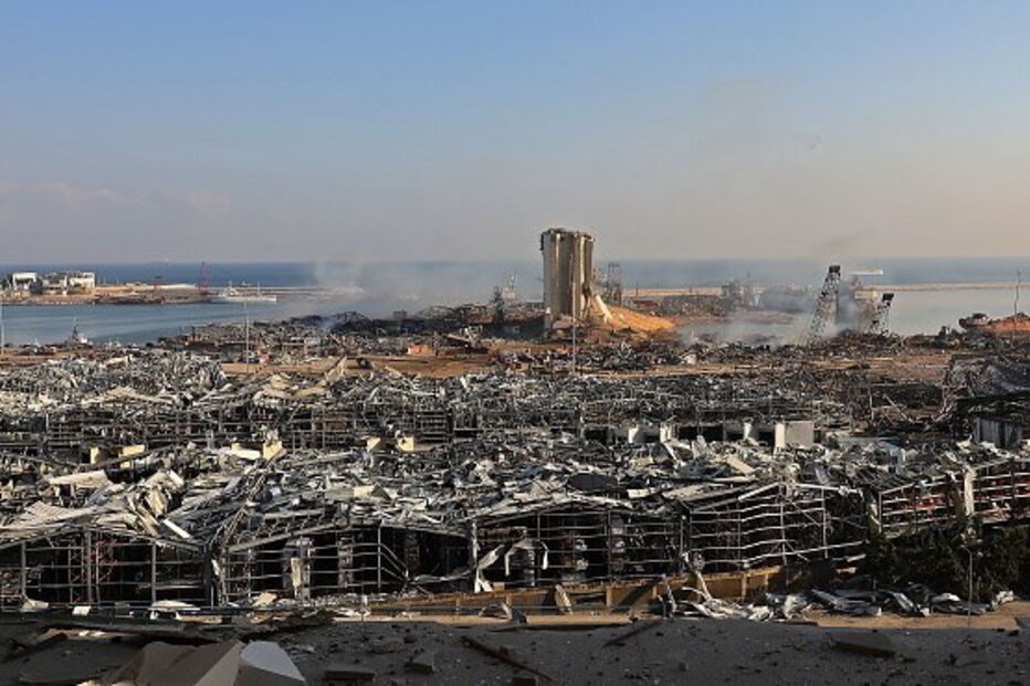 Cidade de Beirute destruída após explosões