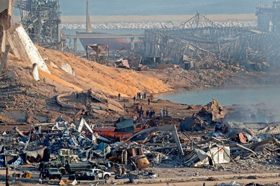 Cidade de Beirute destruída após explosões