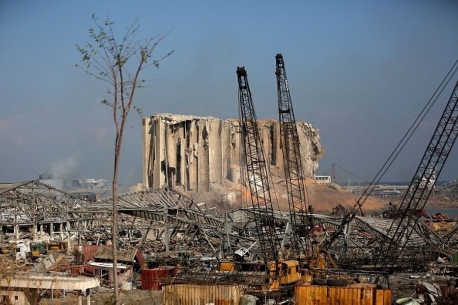 Cidade de Beirute destruída após explosões