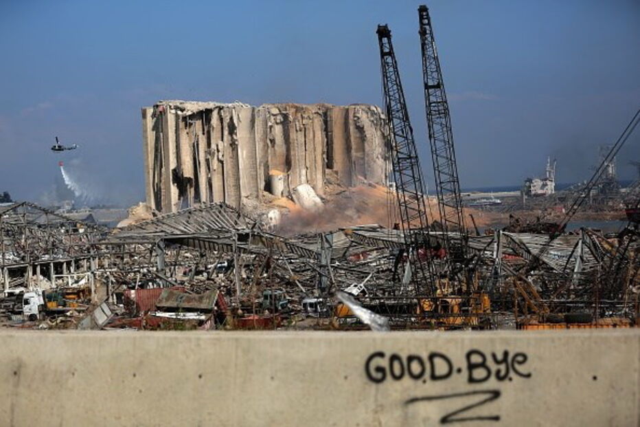 Cidade de Beirute destruída após explosões