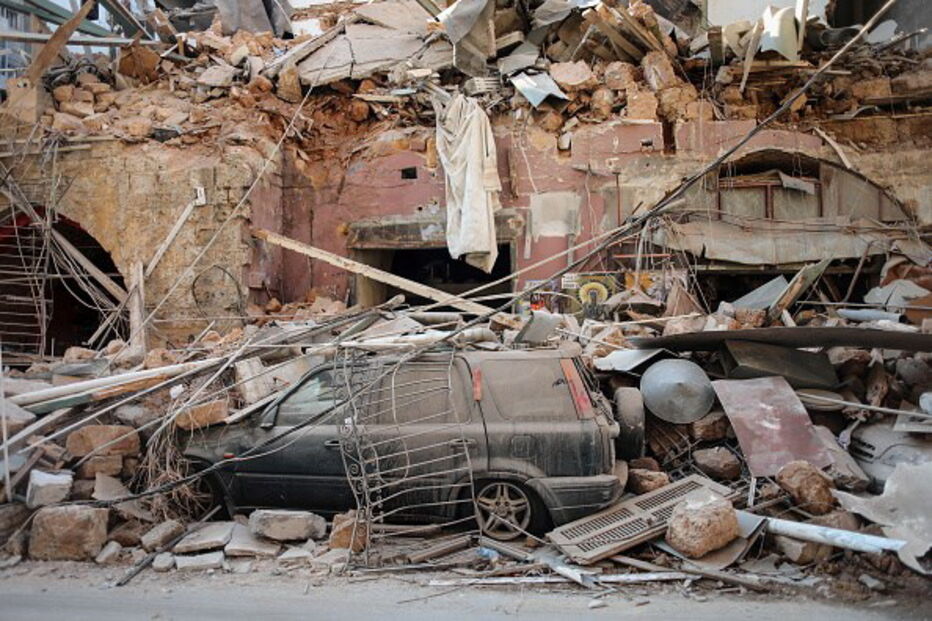 Cidade de Beirute destruída após explosões