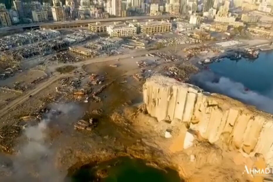 Imagens de drone mostram estragos causados pelas explosões em Beirute