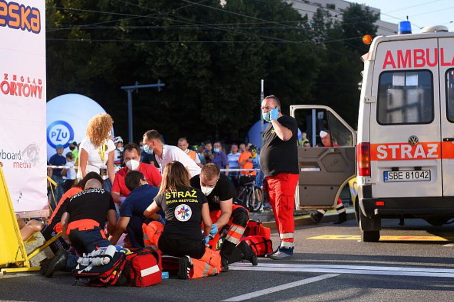 Ciclista holandês Fabio Jakobsen fica em coma induzido após acidente na Volta à Polónia