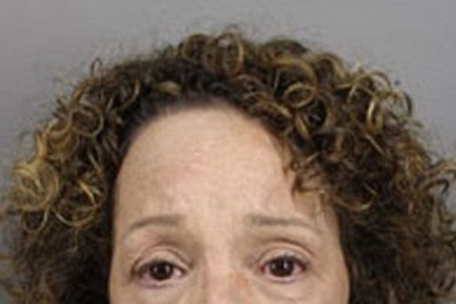 Alison, irmã de Mariah Carey