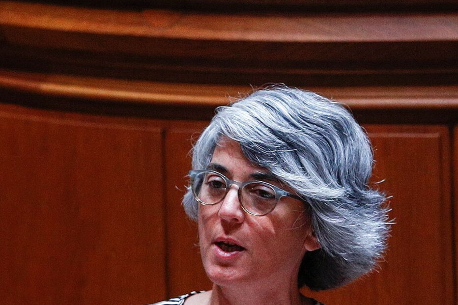 A ministra da Cultura, Graça Fonseca, no Parlamento