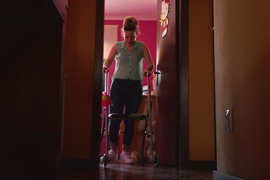 Menina milagre faz a 29ª operação para voltar a andar