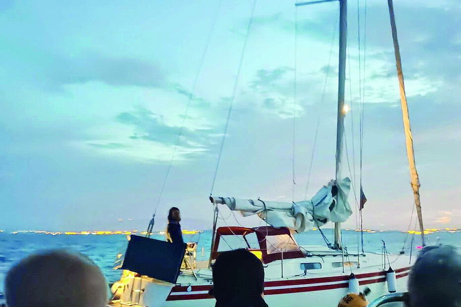 Polícia Marítima e salva-vidas de Ferragudo prestaram assistência ao veleiro 